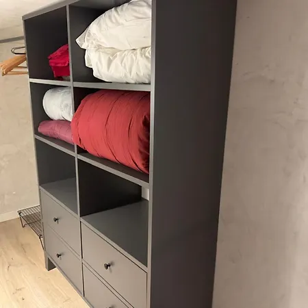 Venustaschiaia Tatil Evi