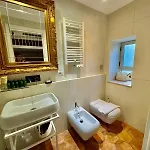Venustas Chiaia Feriehus Napoli